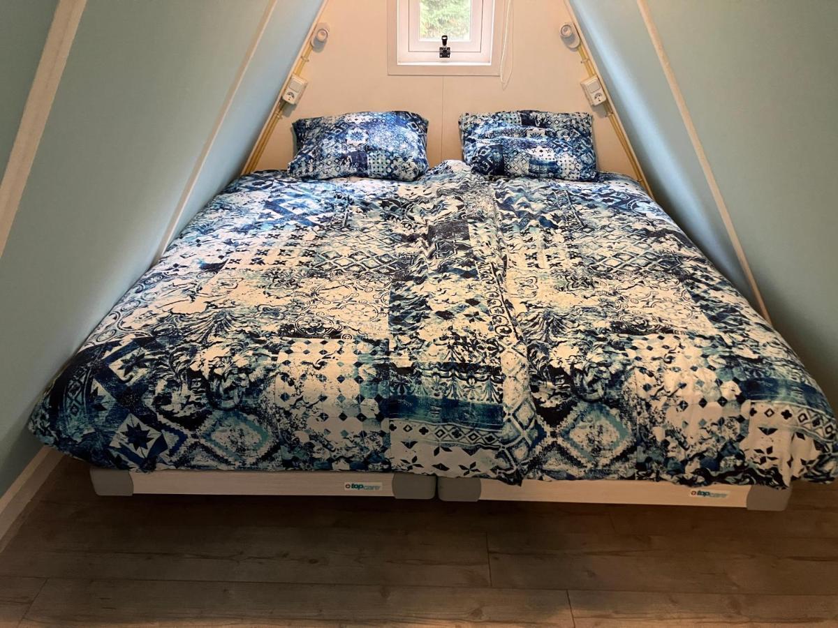 Little House In Amsterdam Bed & Breakfast ภายนอก รูปภาพ