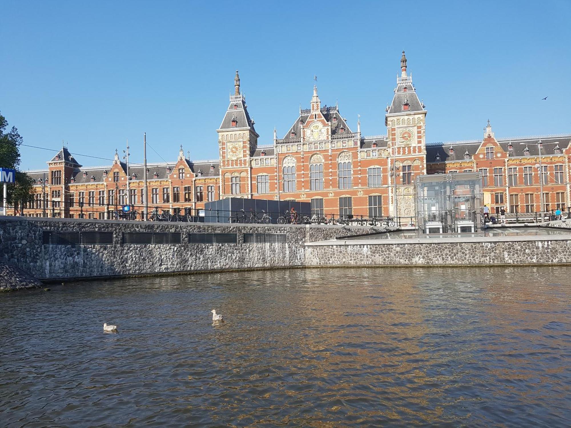 Little House In Amsterdam Bed & Breakfast ภายนอก รูปภาพ