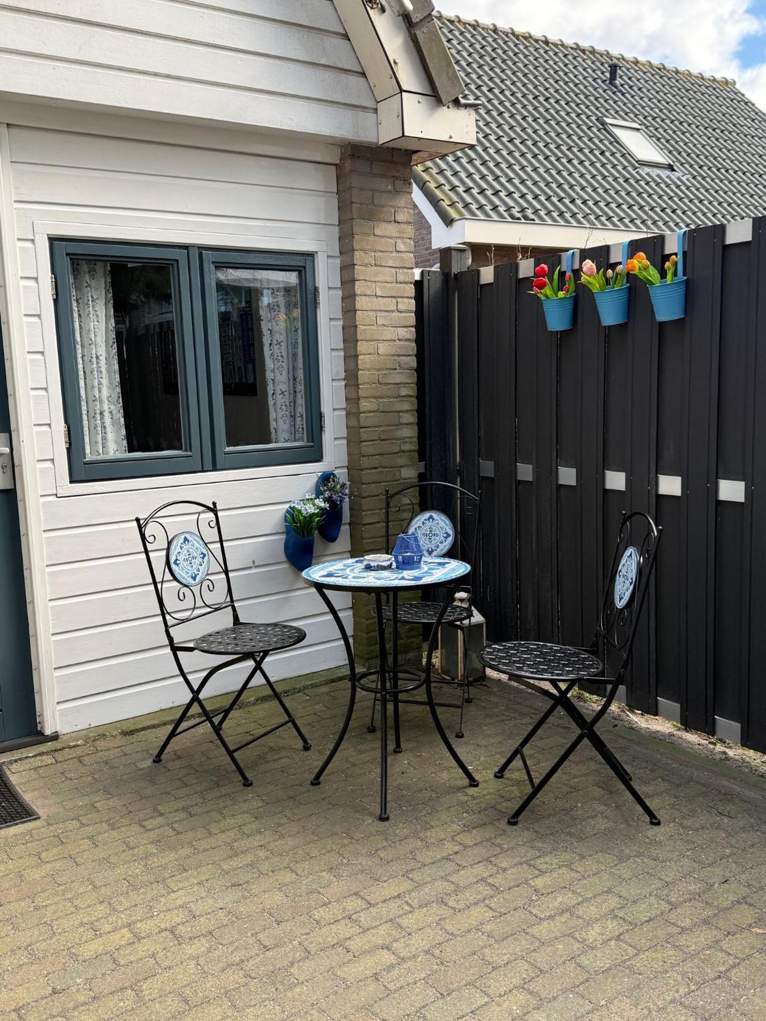 Little House In Amsterdam Bed & Breakfast ภายนอก รูปภาพ